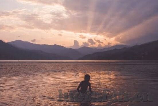 果冻传媒之奸情-揭露果冻传媒背后的不为人知，一场关于道德与法律的灰色地带